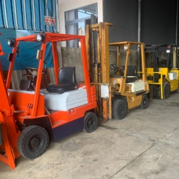 Dịch Vụ Xe Cơ Giới Nhập Khẩu Nhật Bản: Giải Pháp Hoàn Hảo Để Sở Hữu Xe Chất Lượng