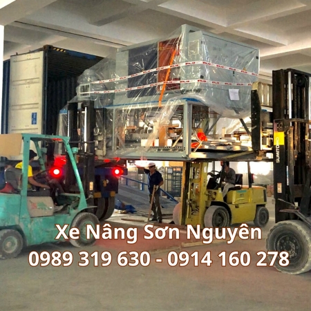Xe Nâng Dầu 